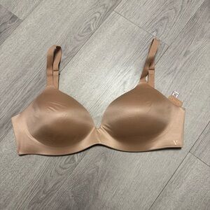 Victoria’s Secret Nude Seamless T-Shirt Bra - Smooth Support 34DD